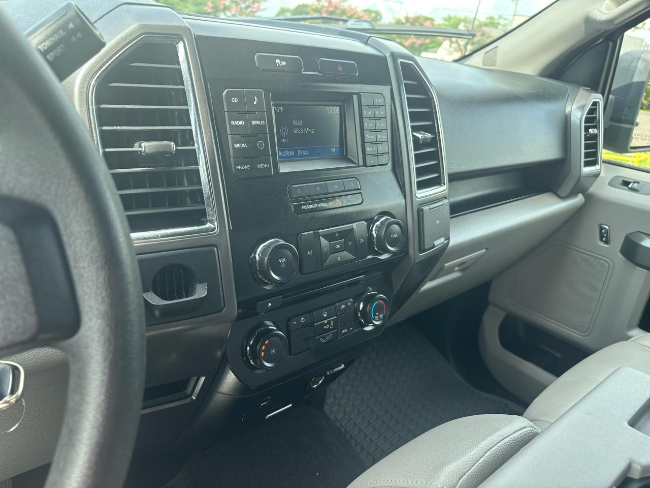 Ford F-150 2WD SuperCrew 145" XLT 2016