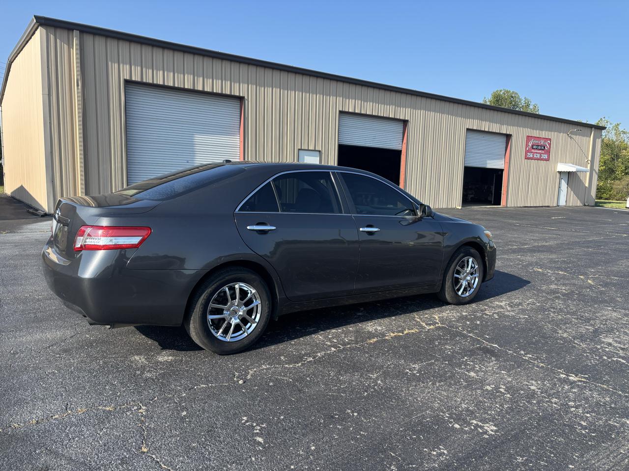 Toyota Camry Base 2011