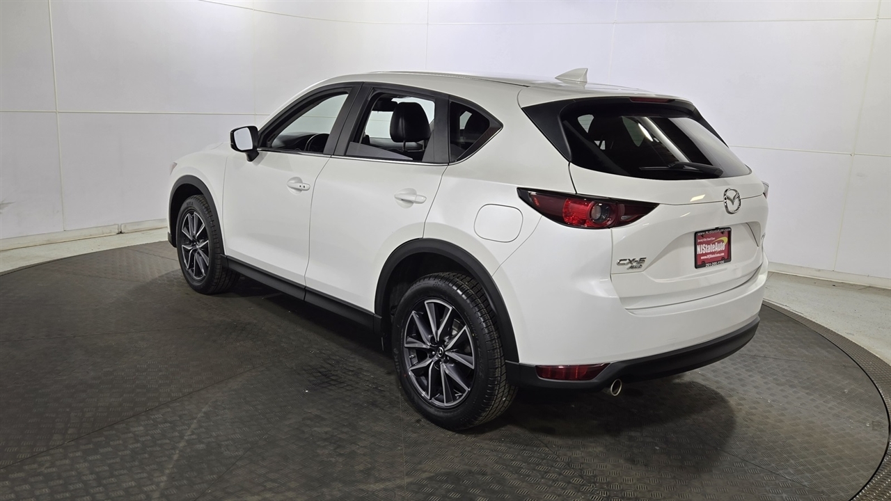 Mazda CX-5 Touring AWD 2018 Mazda CX-5 Touring AWD 2018