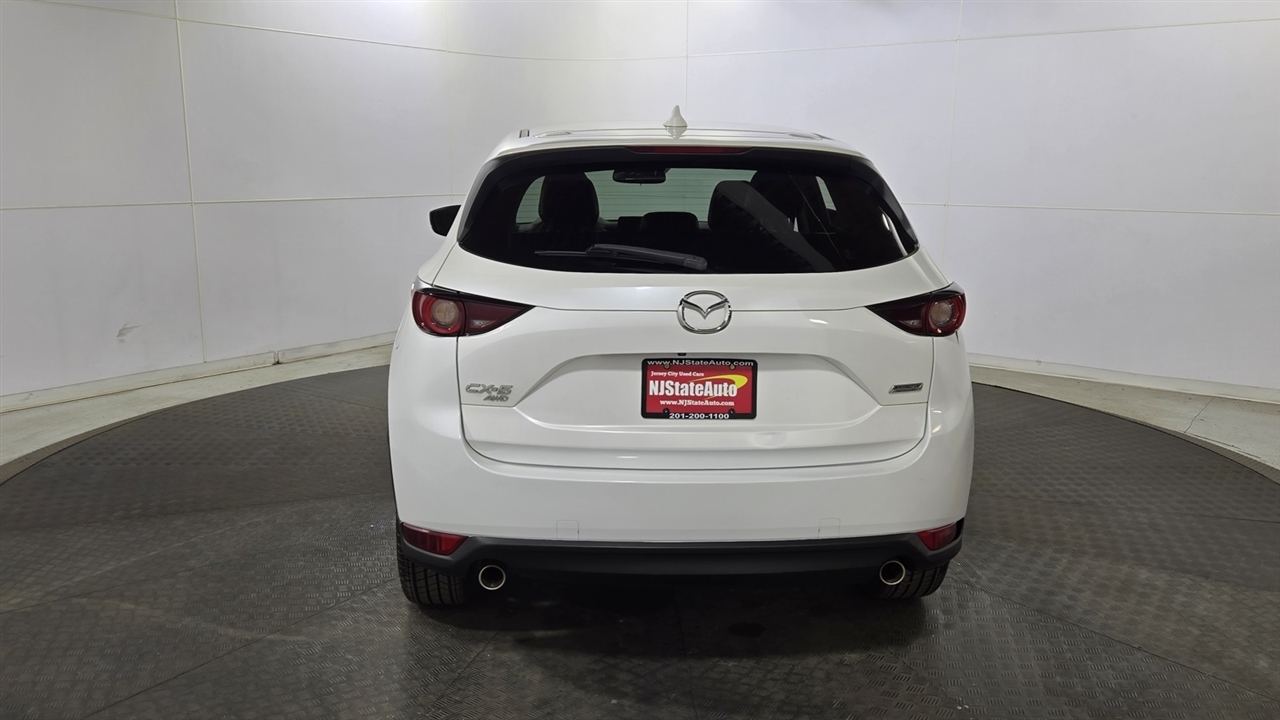 Mazda CX-5 Touring AWD 2018 Mazda CX-5 Touring AWD 2018