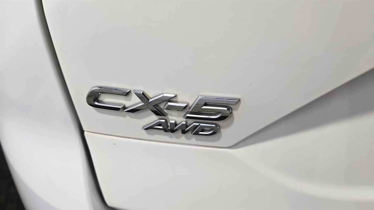 Mazda CX-5 Touring AWD 2018 Mazda CX-5 Touring AWD 2018