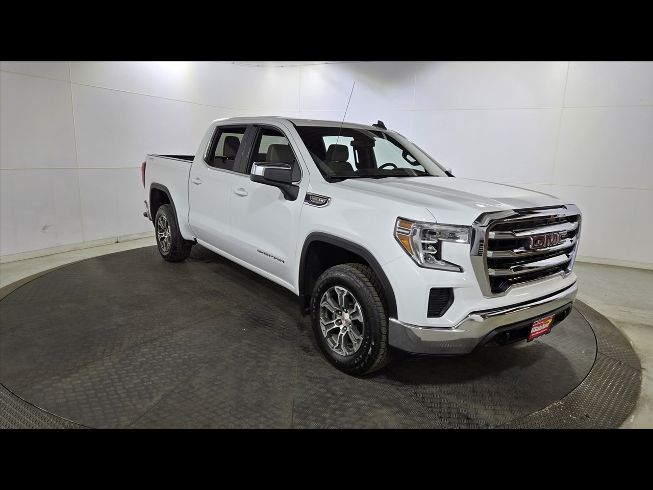 2021 GMC Sierra 1500 SLE Crew Cab Long Box 4WD