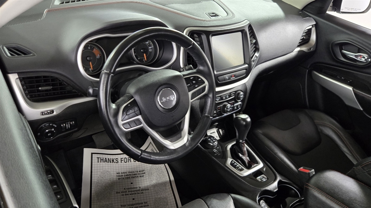 Jeep Cherokee Trailhawk 4WD 2018 Jeep Cherokee Trailhawk 4WD 2018