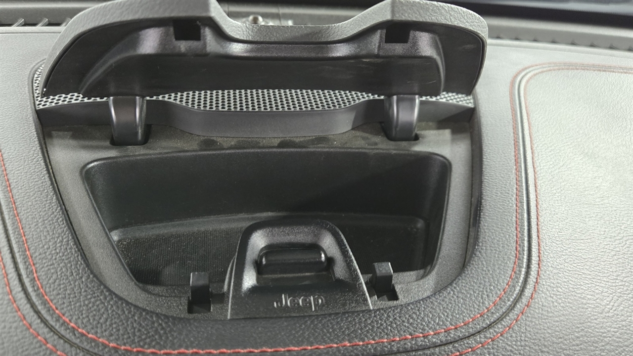 Jeep Cherokee Trailhawk 4WD 2018 Jeep Cherokee Trailhawk 4WD 2018