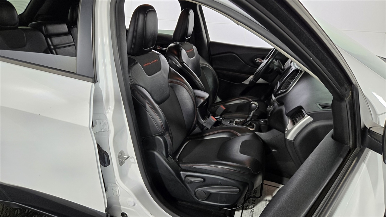 Jeep Cherokee Trailhawk 4WD 2018 Jeep Cherokee Trailhawk 4WD 2018