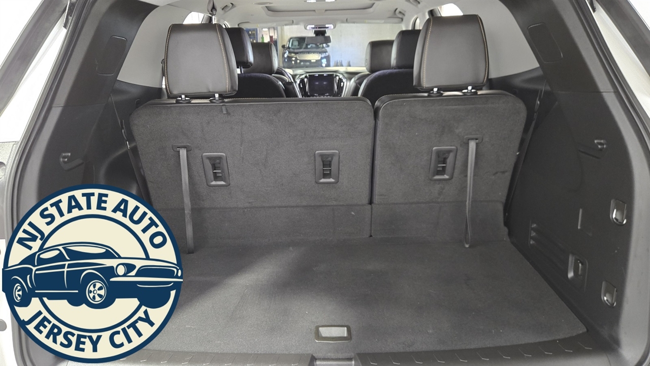 Chevrolet Traverse Premier AWD 2021 Chevrolet Traverse Premier AWD 2021