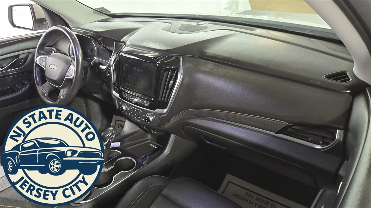 Chevrolet Traverse Premier AWD 2021 Chevrolet Traverse Premier AWD 2021