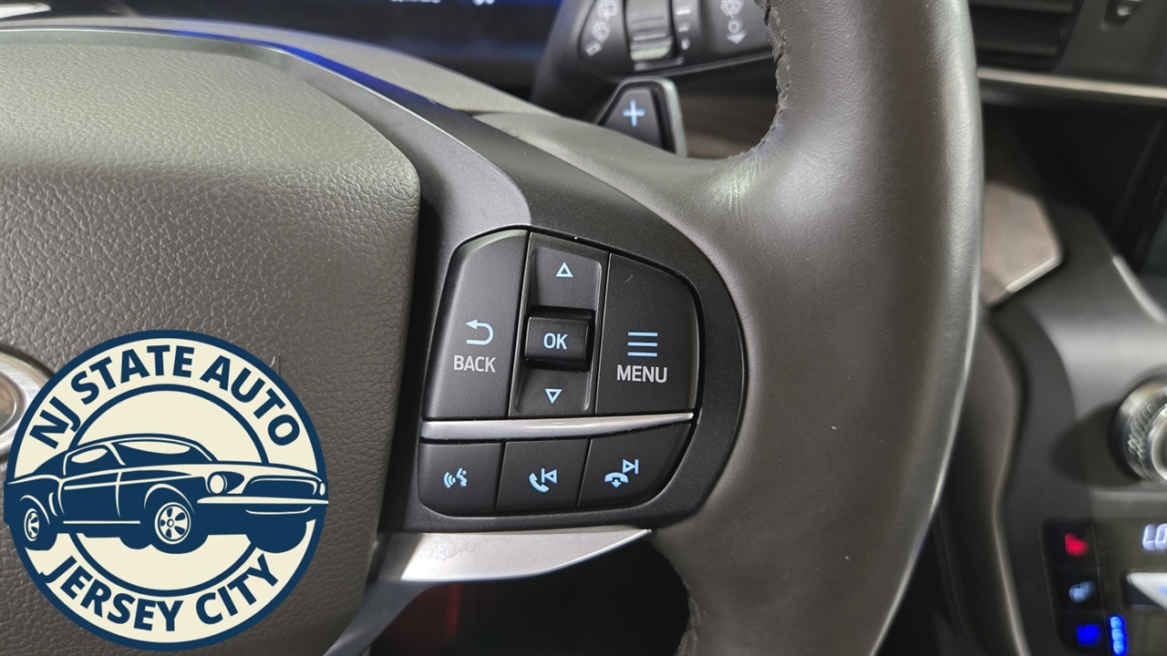 Ford Explorer Platinum AWD 2020