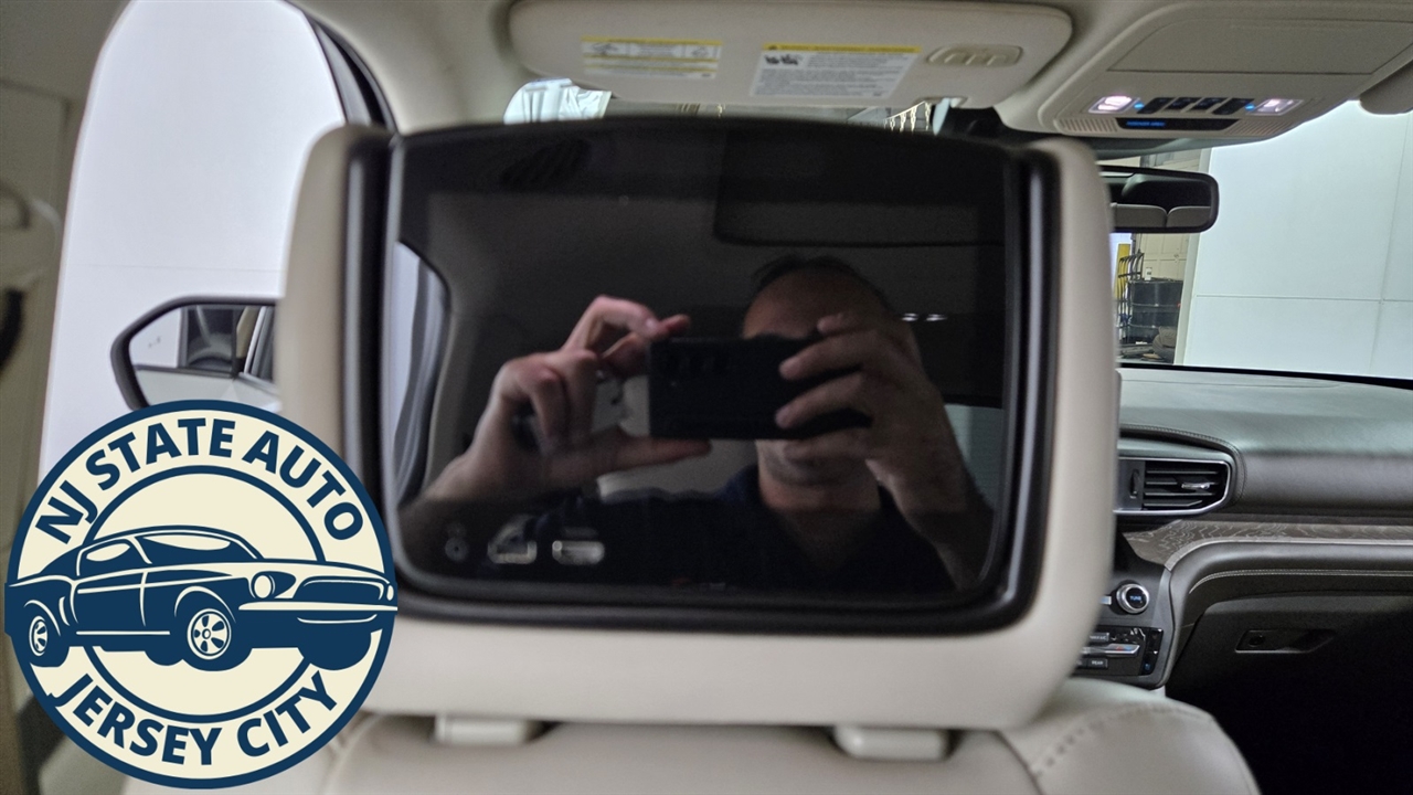 Ford Explorer Platinum AWD 2020