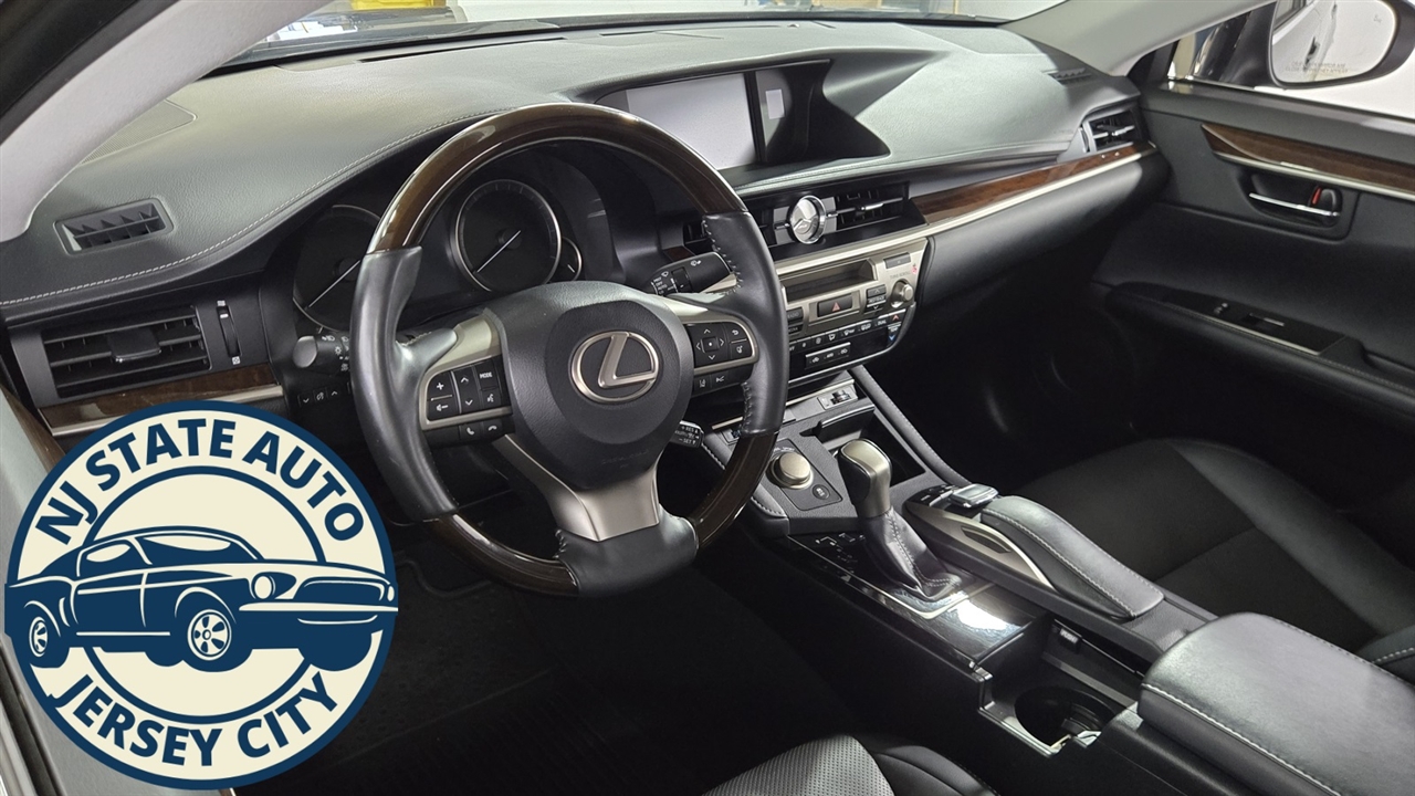 Lexus ES 350 Sedan 2017 Lexus ES 350 Sedan 2017