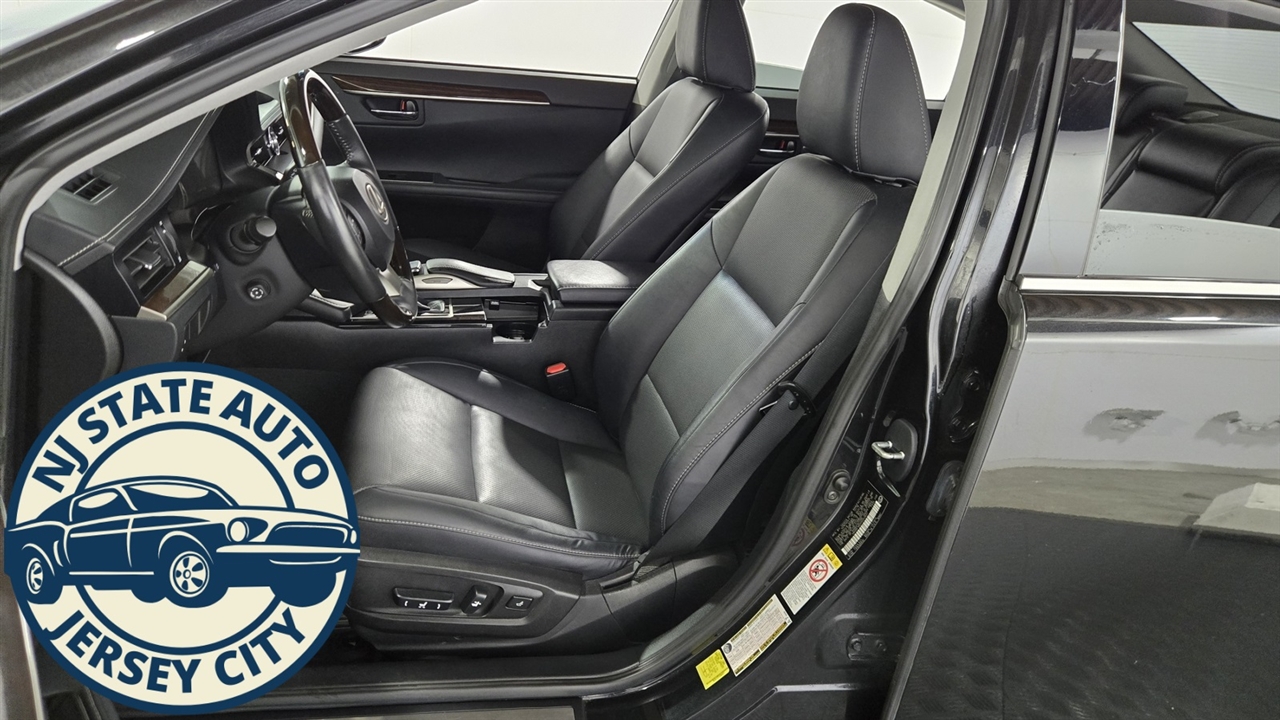 Lexus ES 350 Sedan 2017 Lexus ES 350 Sedan 2017