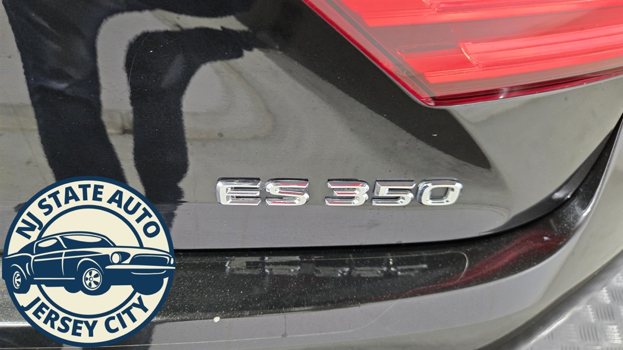 Lexus ES 350 Sedan 2017 Lexus ES 350 Sedan 2017