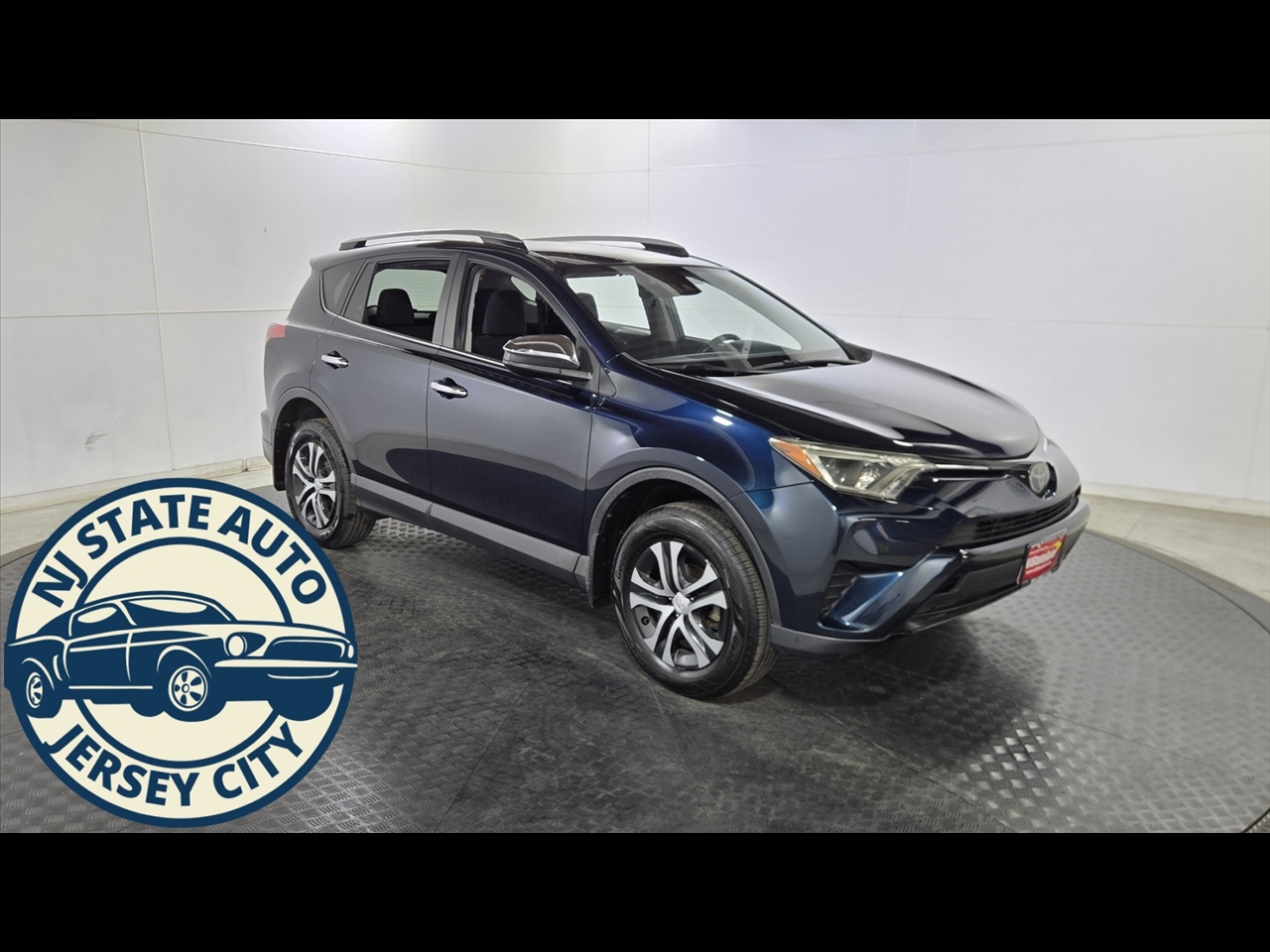 2018 Toyota RAV4 LE AWD