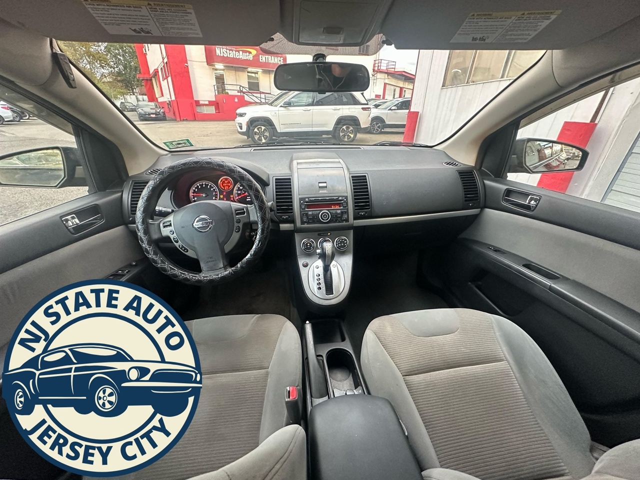 Nissan Sentra 2.0 SR 2010 Nissan Sentra 2.0 SR 2010