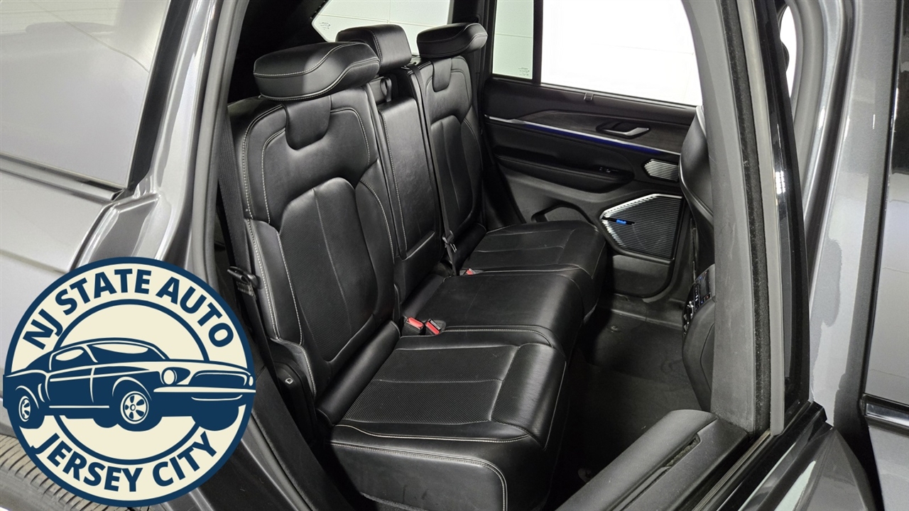 Jeep Grand Cherokee 4xe Overland 2022 Jeep Grand Cherokee 4xe Overland 2022