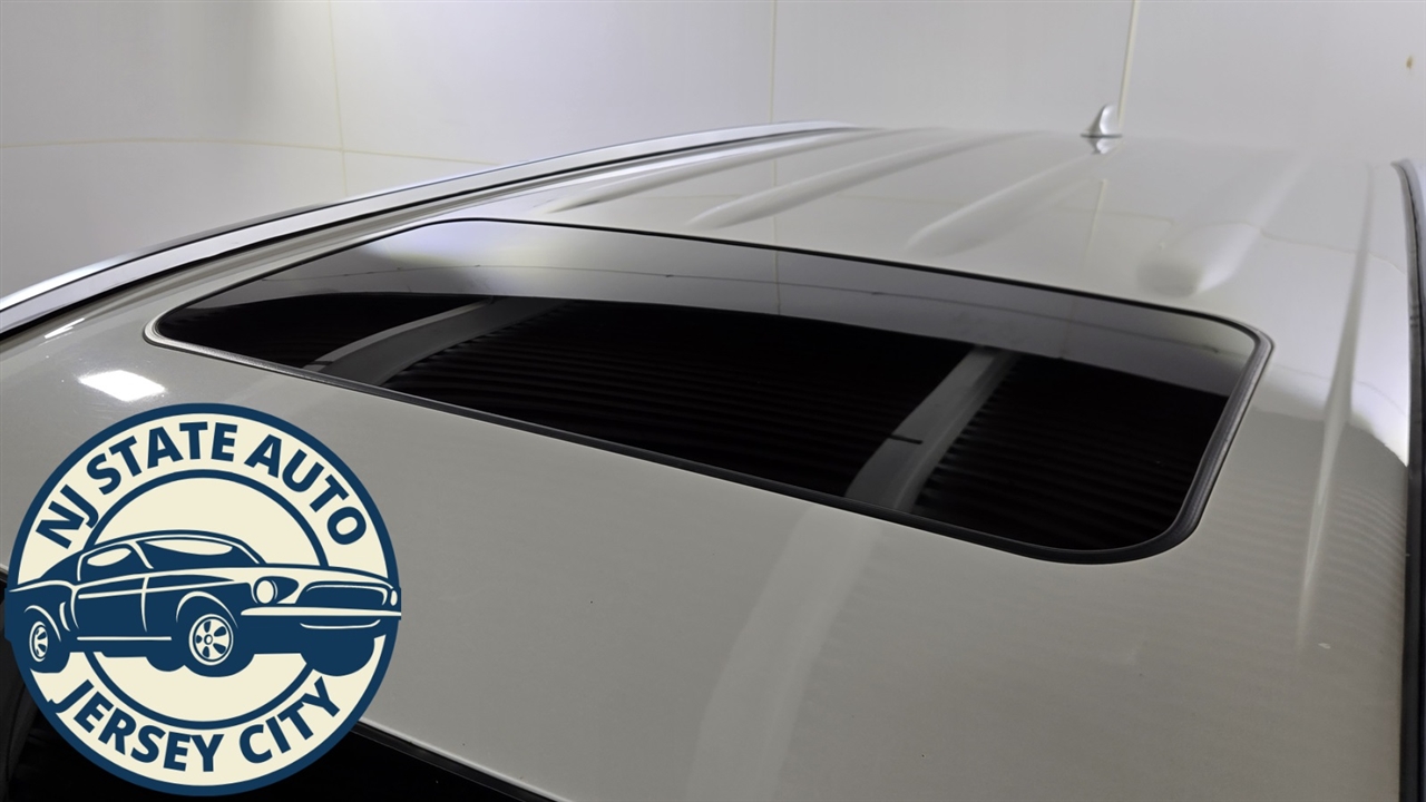 Toyota Highlander Hybrid XLE AWD 2020 Toyota Highlander Hybrid XLE AWD 2020