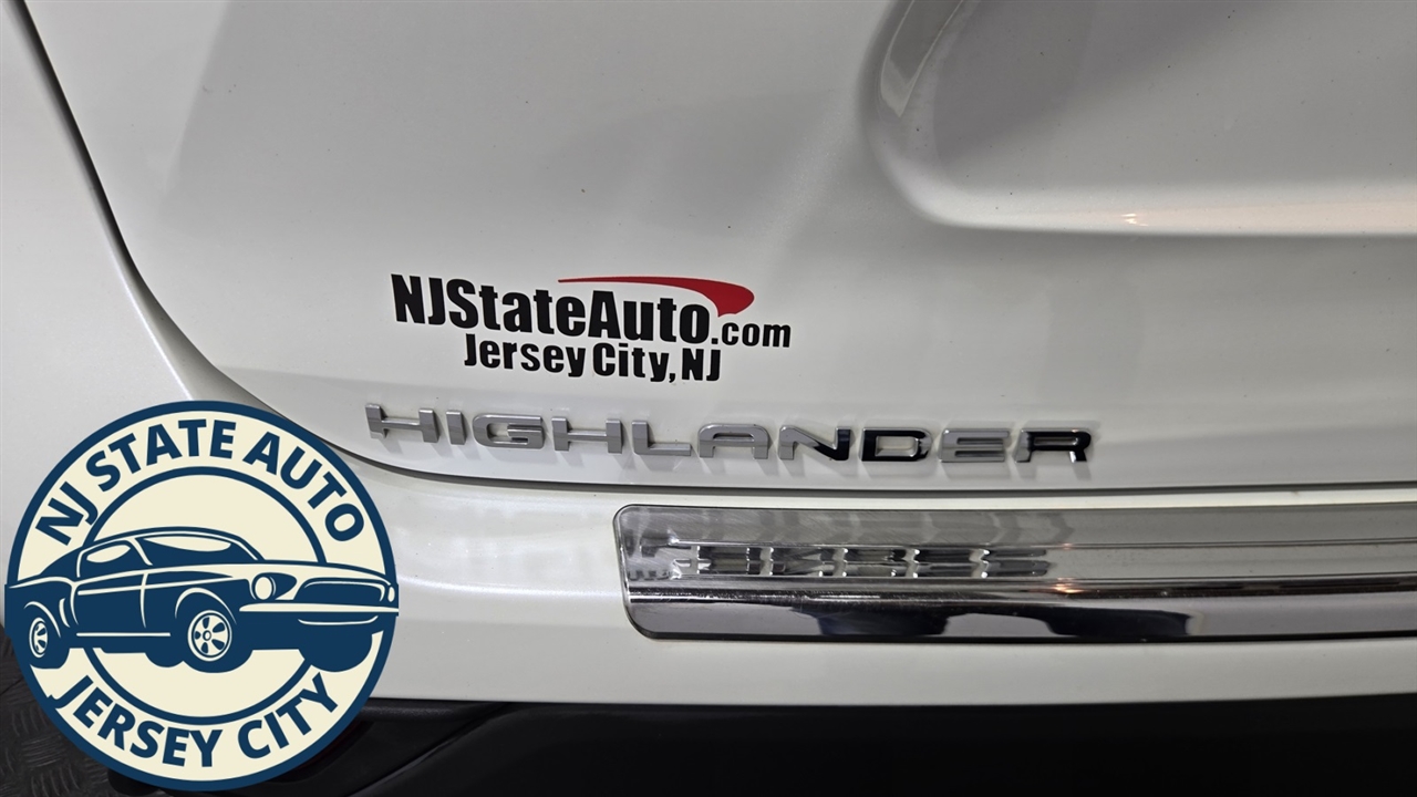 Toyota Highlander Hybrid XLE AWD 2020 Toyota Highlander Hybrid XLE AWD 2020