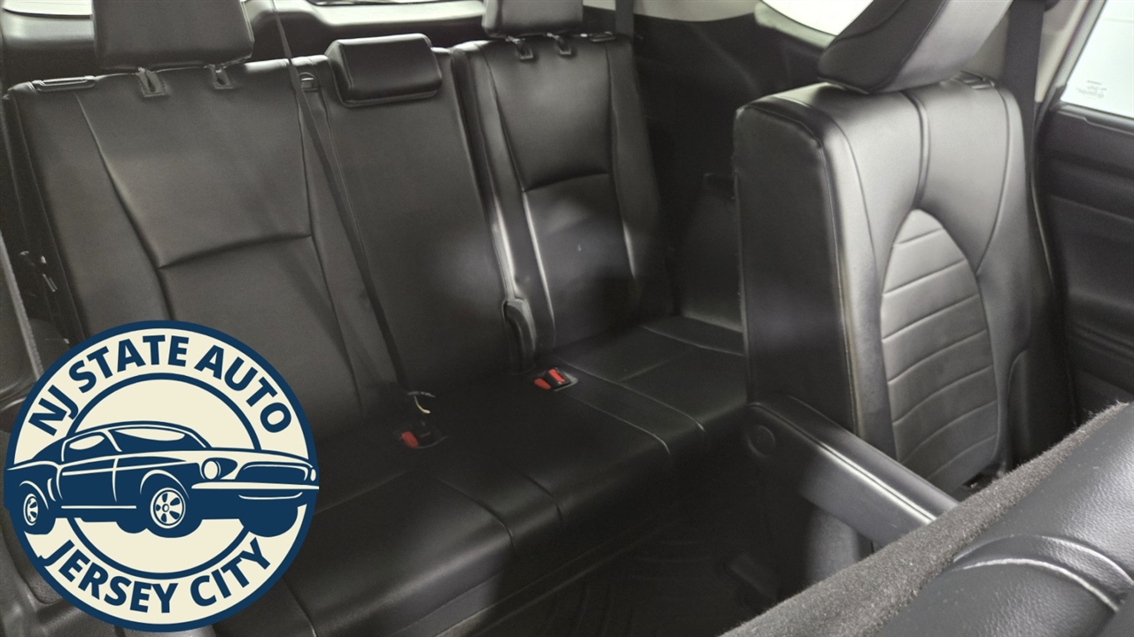 Toyota Highlander Hybrid XLE AWD 2020 Toyota Highlander Hybrid XLE AWD 2020