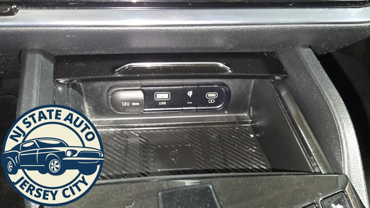 Kia Sportage Hybrid EX AWD 2023 Kia Sportage Hybrid EX AWD 2023