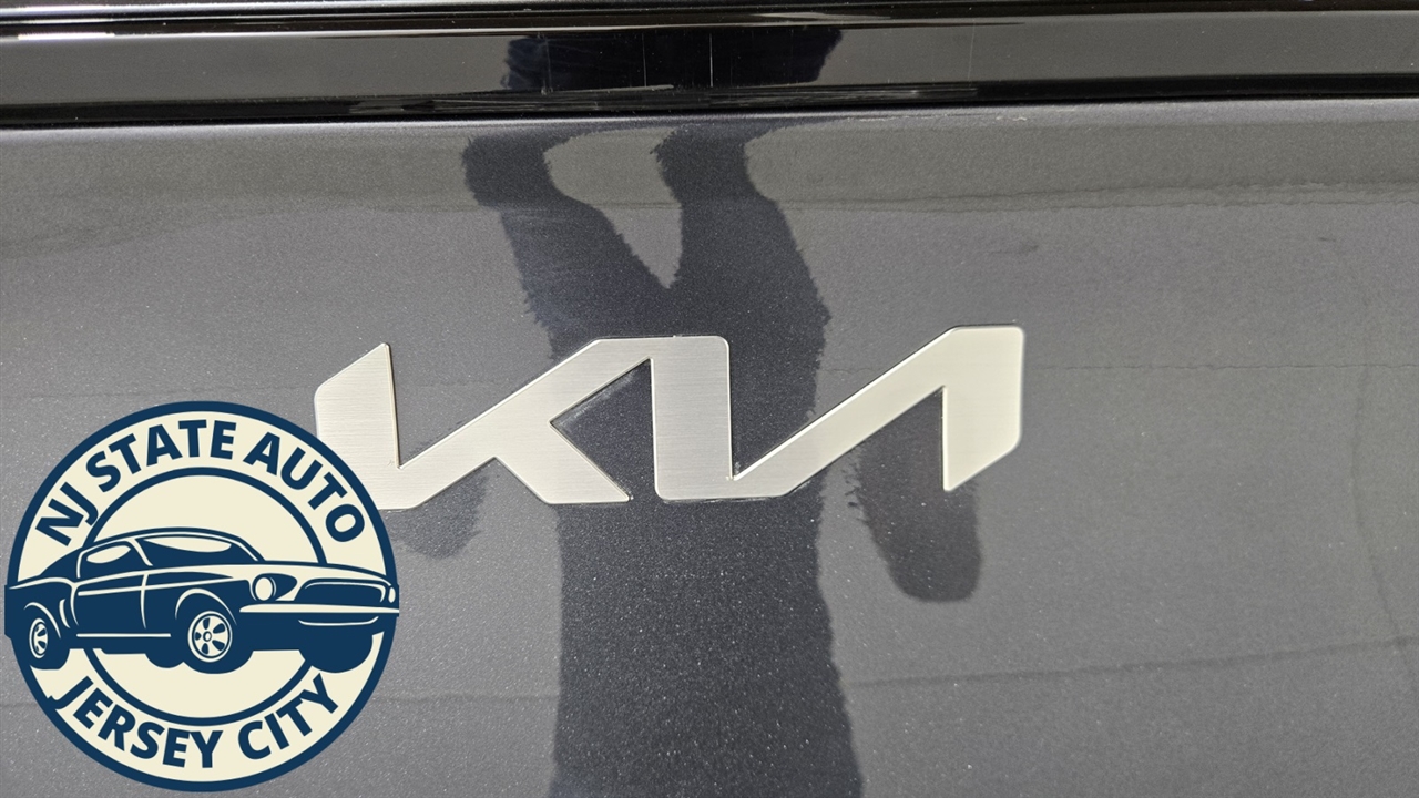 Kia Sportage Hybrid EX AWD 2023 Kia Sportage Hybrid EX AWD 2023