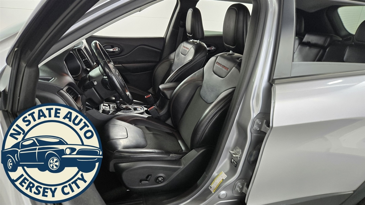 Jeep Cherokee Trailhawk 4WD 2021