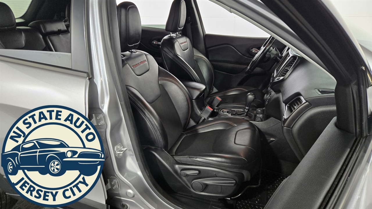 Jeep Cherokee Trailhawk 4WD 2021