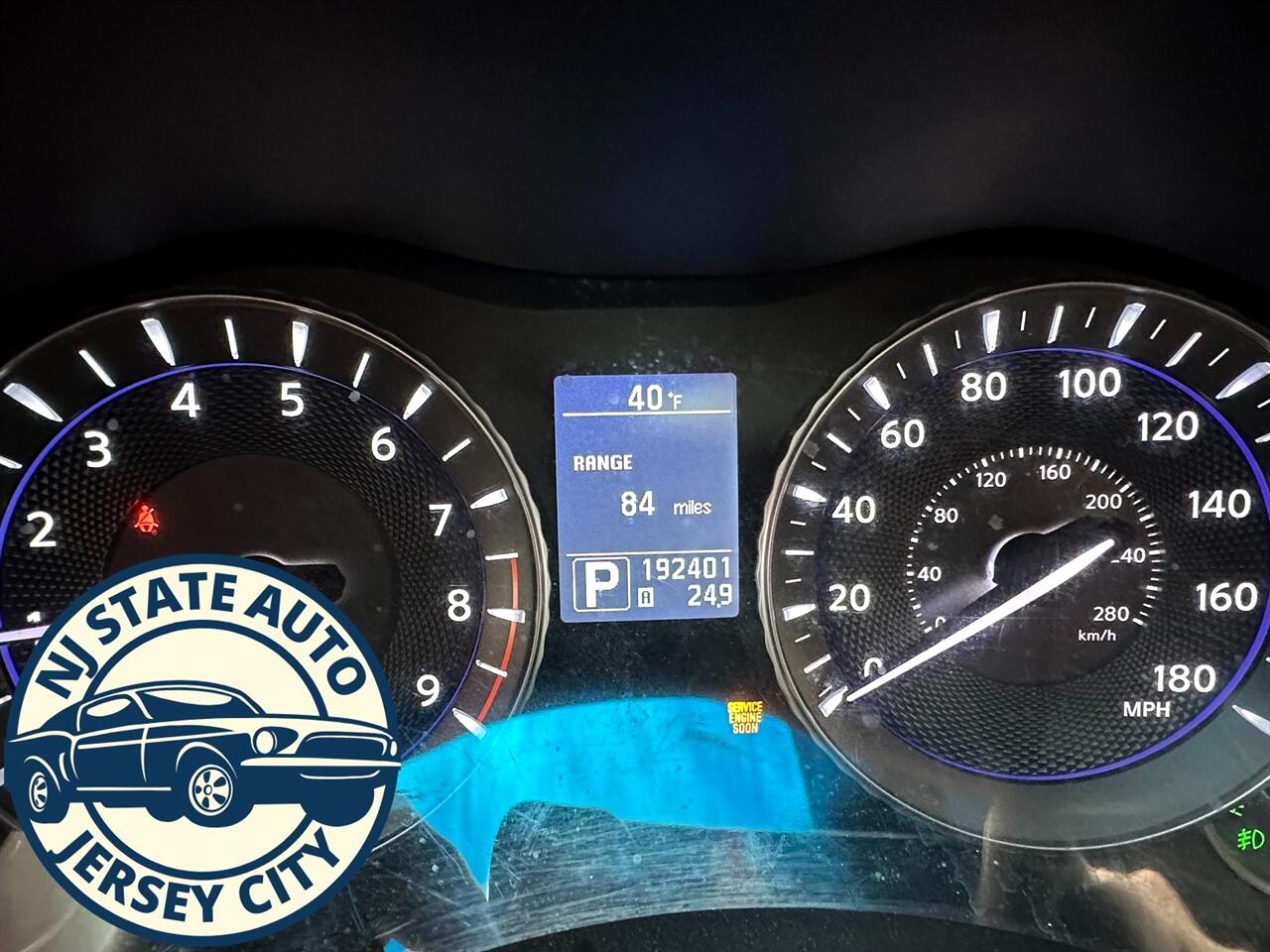 Infiniti M M37x 2011