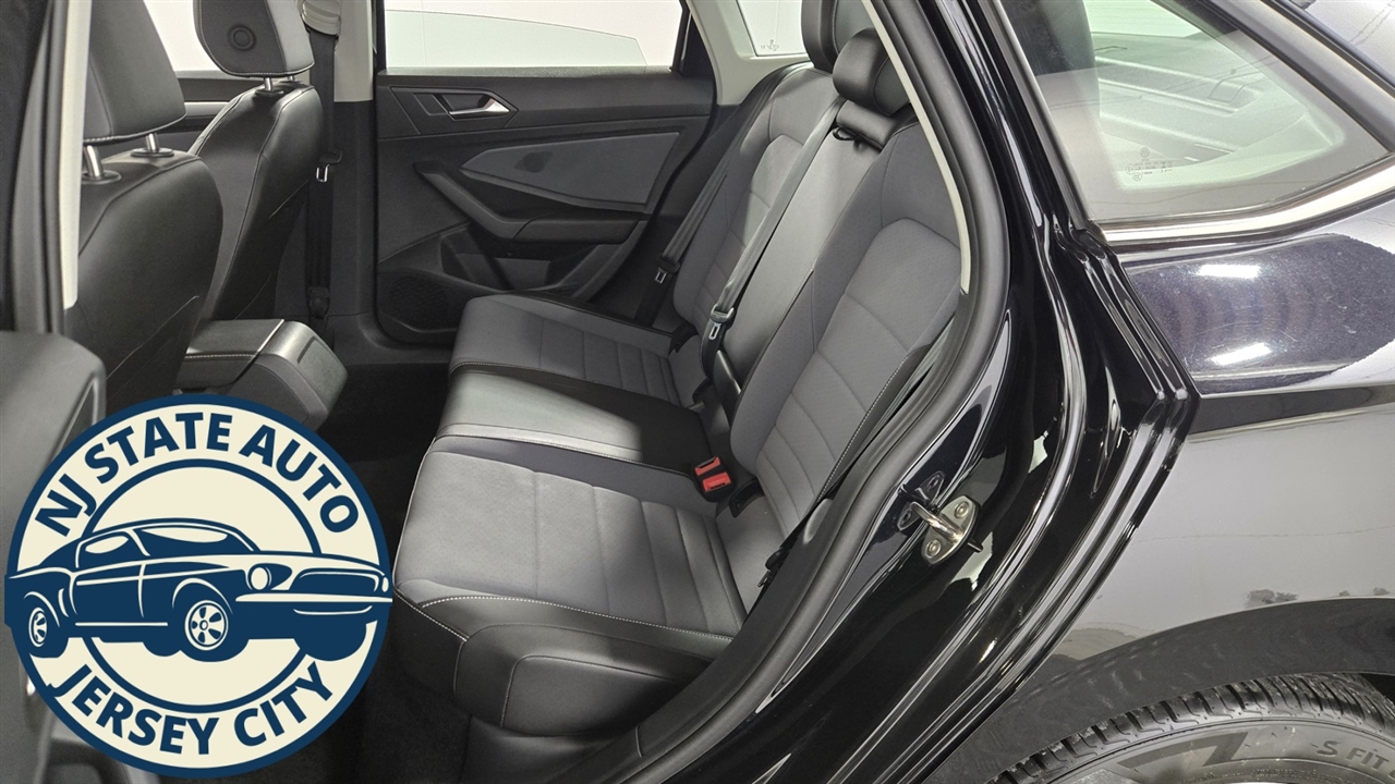 Volkswagen Jetta SE 2025