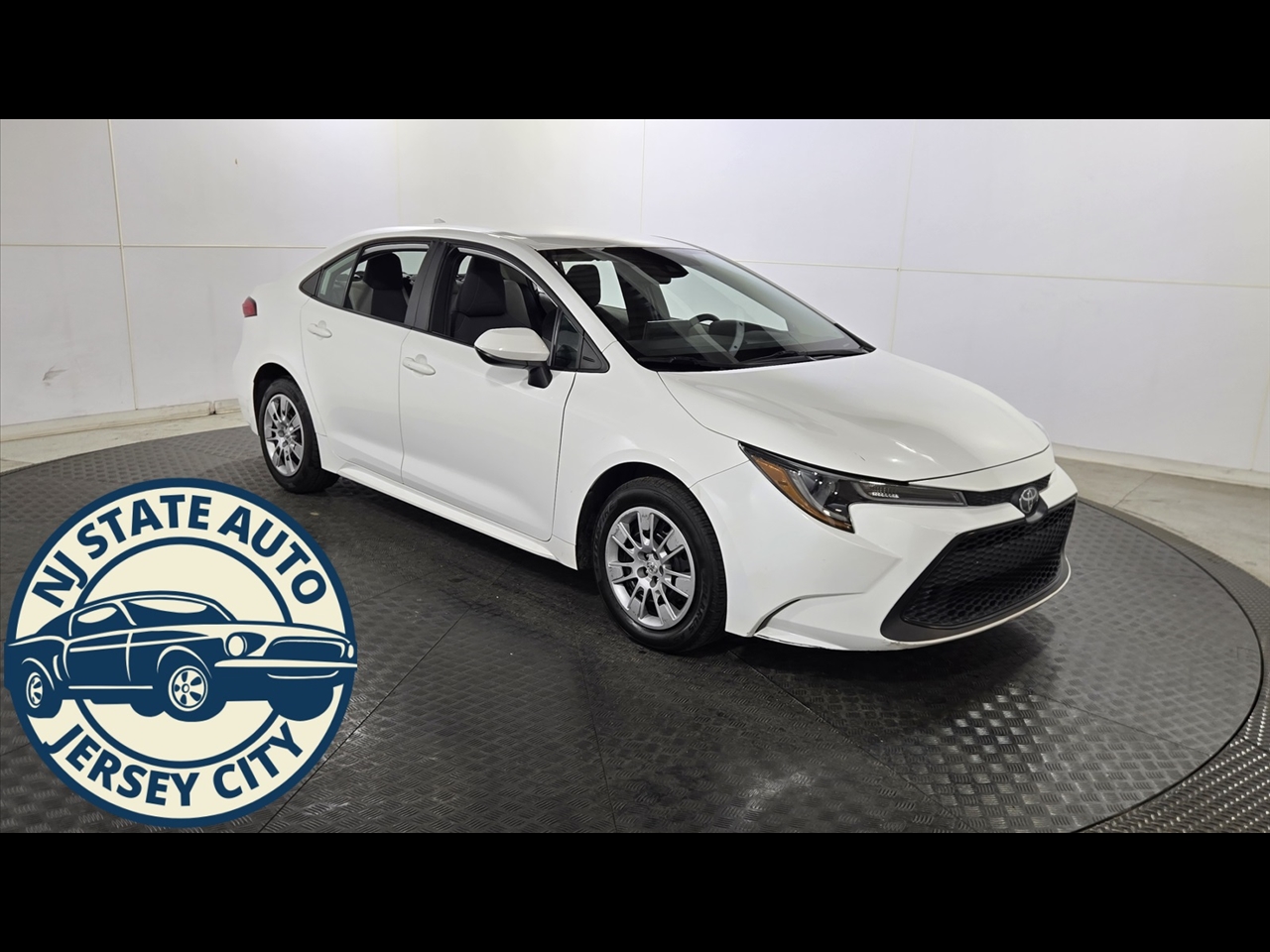 Toyota Corolla LE 2022