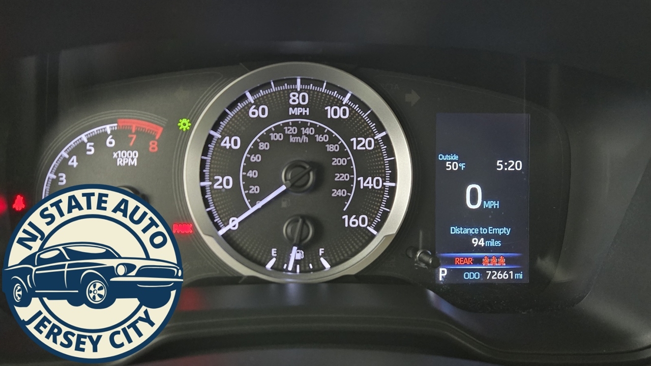 Toyota Corolla LE 2022