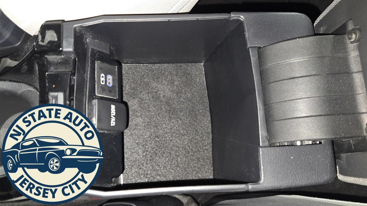 Toyota Corolla LE 2022