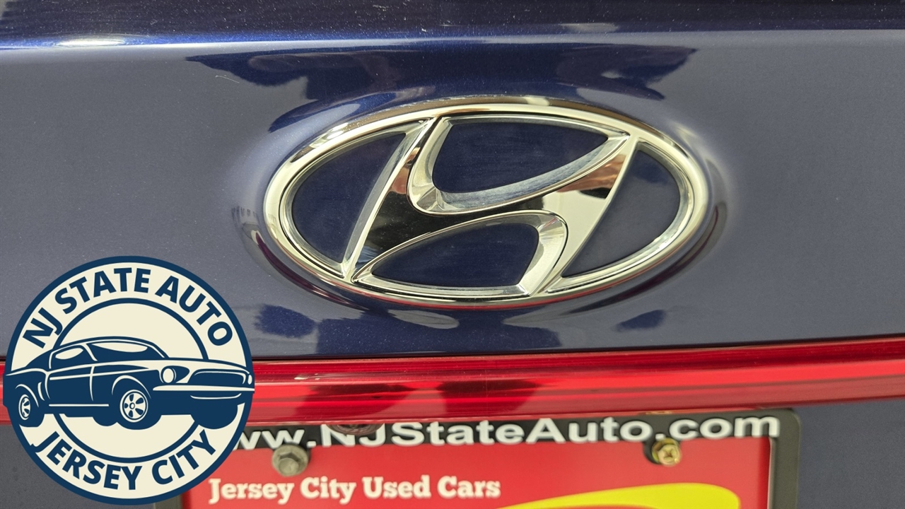 Hyundai Santa Fe SEL AWD 2023