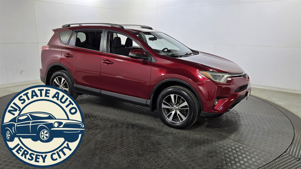 Toyota RAV4 XLE AWD 2018