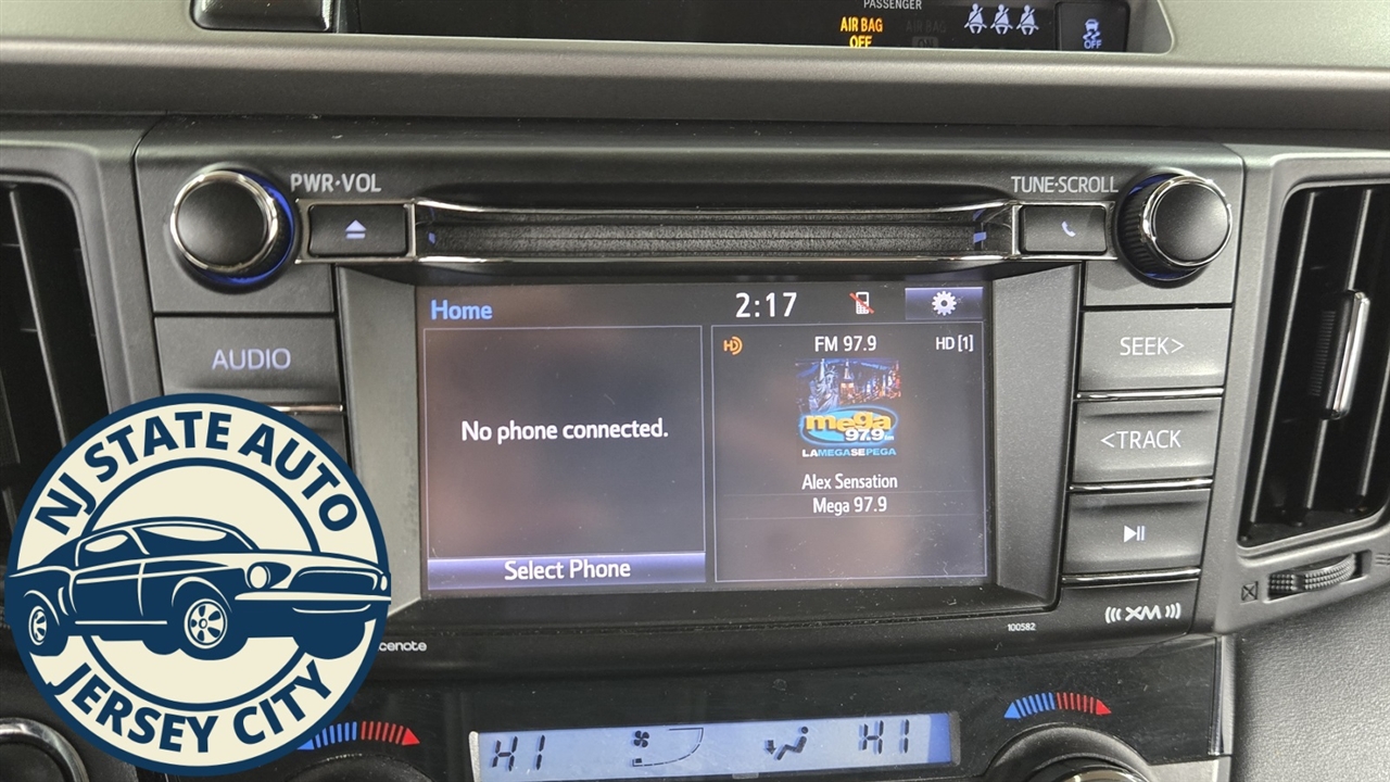 Toyota RAV4 XLE AWD 2018