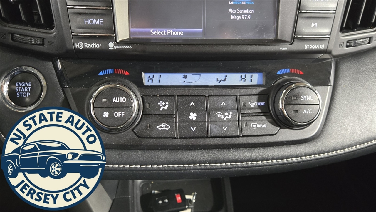 Toyota RAV4 XLE AWD 2018