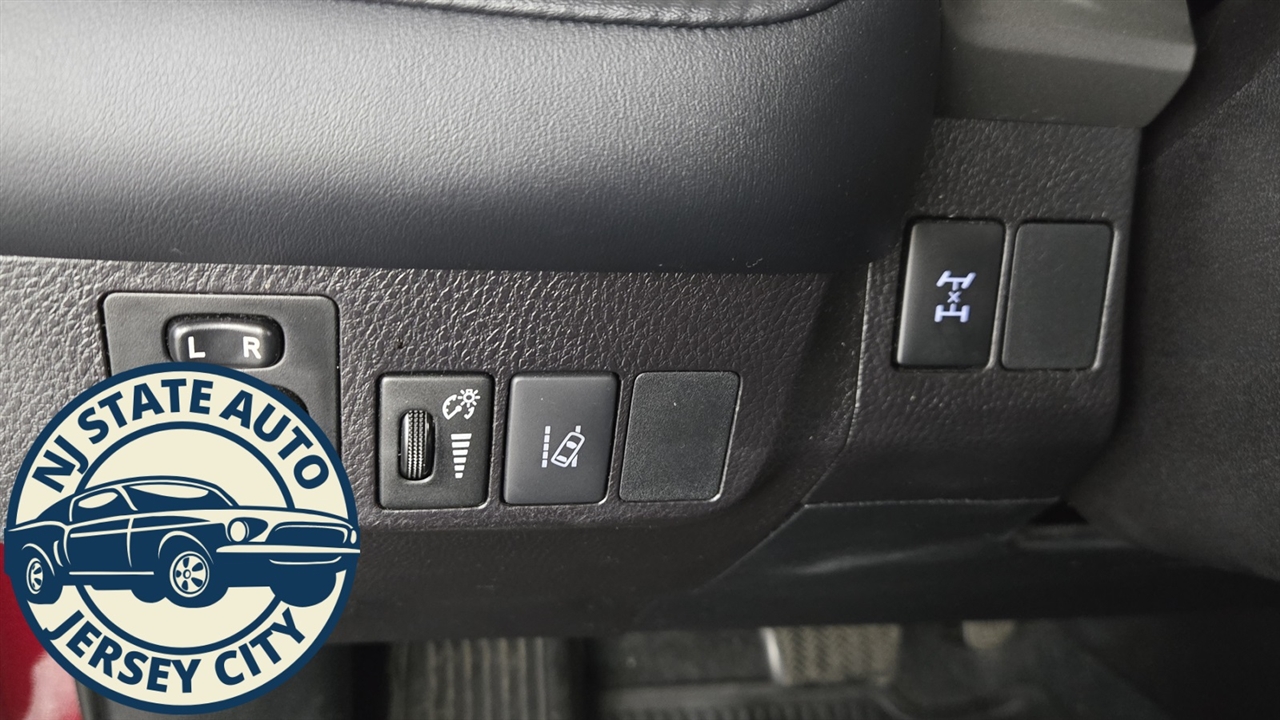 Toyota RAV4 XLE AWD 2018