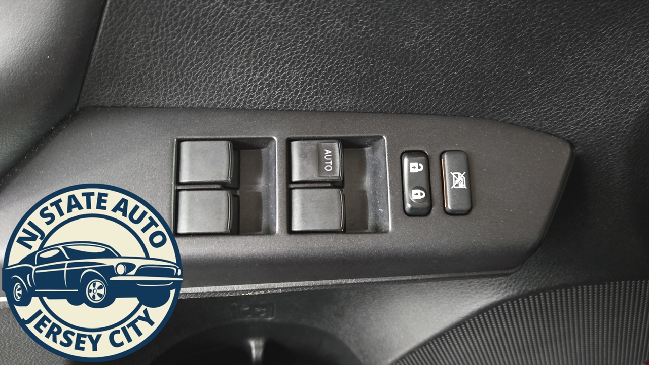 Toyota RAV4 XLE AWD 2018