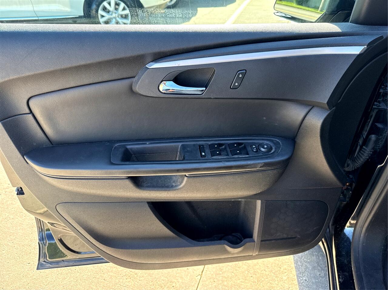 Chevrolet Traverse LT FWD 2012 Chevrolet Traverse LT FWD 2012