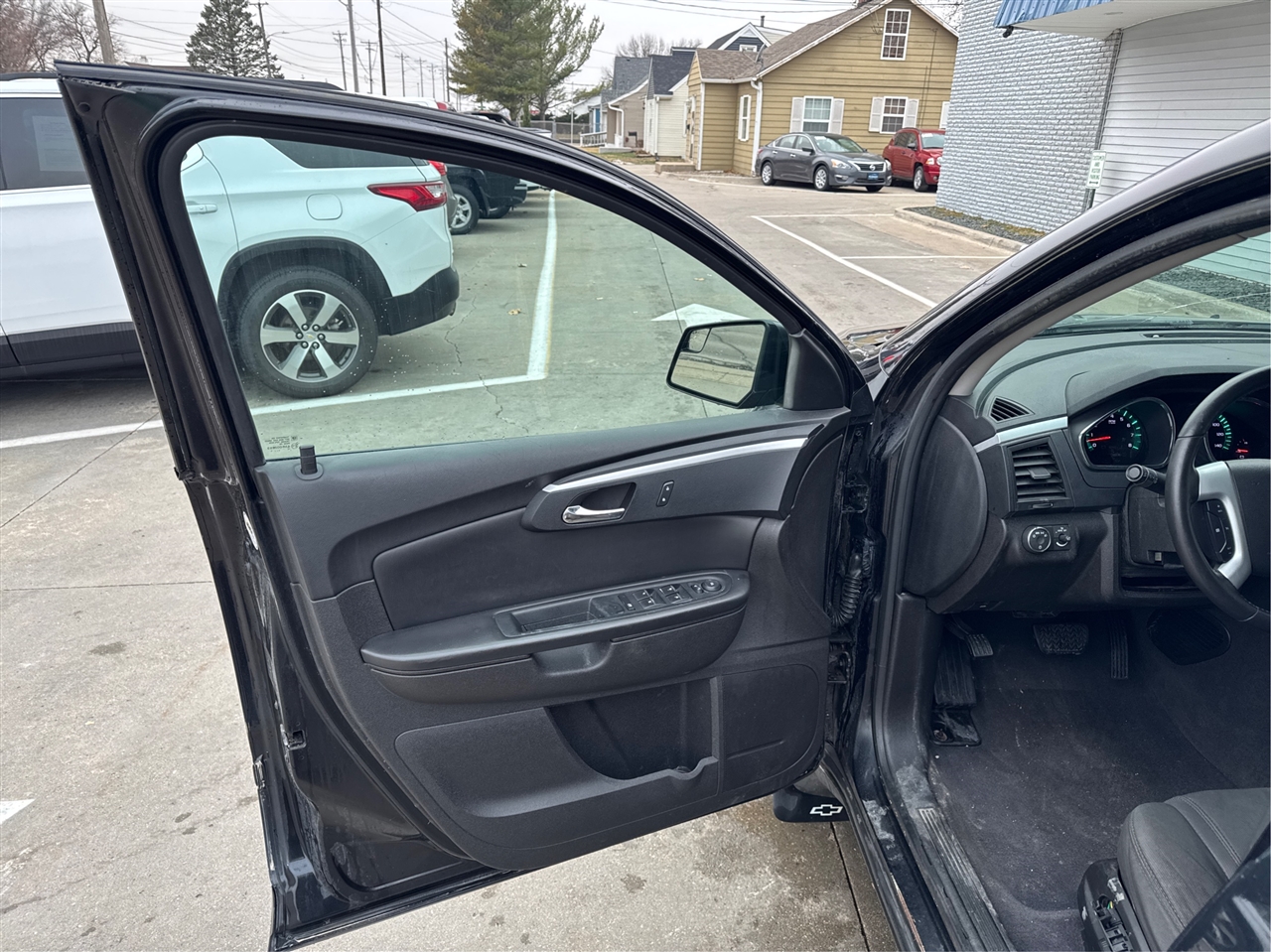 Chevrolet Traverse LT AWD 2011