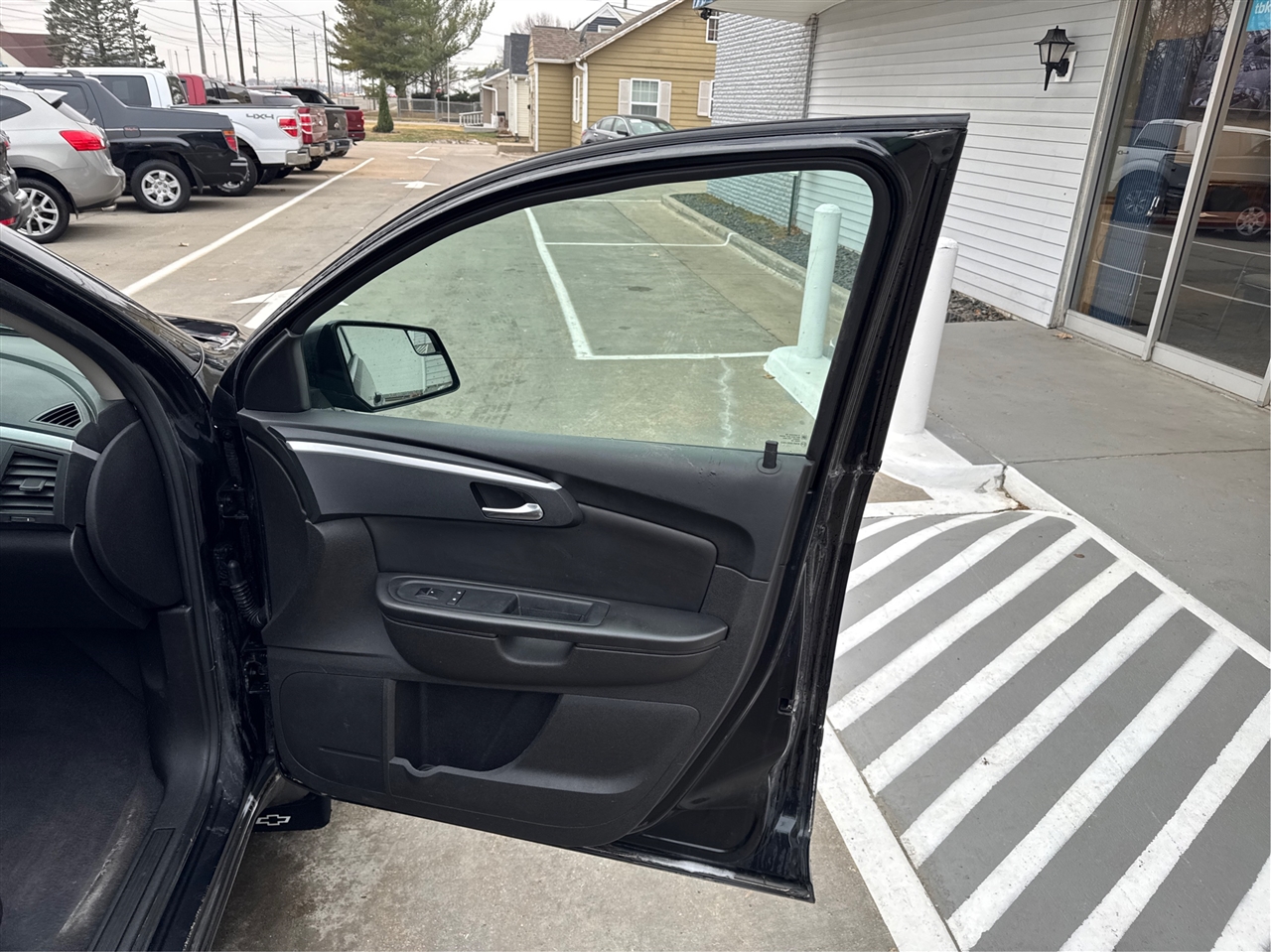 Chevrolet Traverse LT AWD 2011