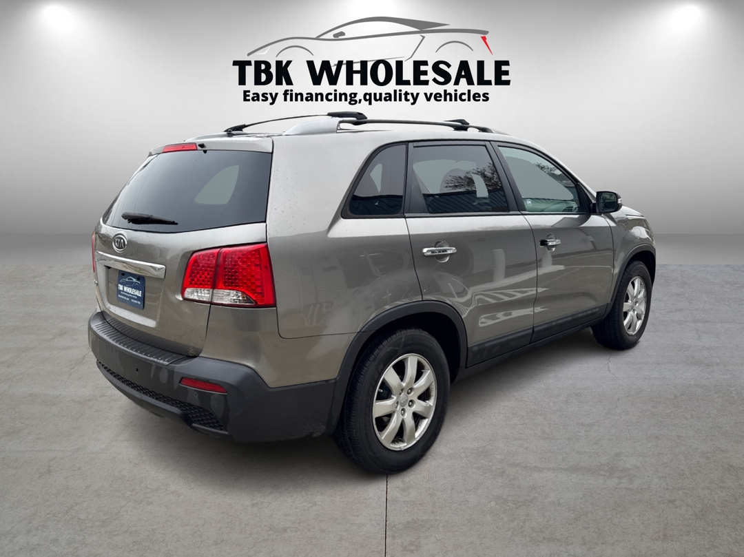 Kia Sorento LX 2WD 2012