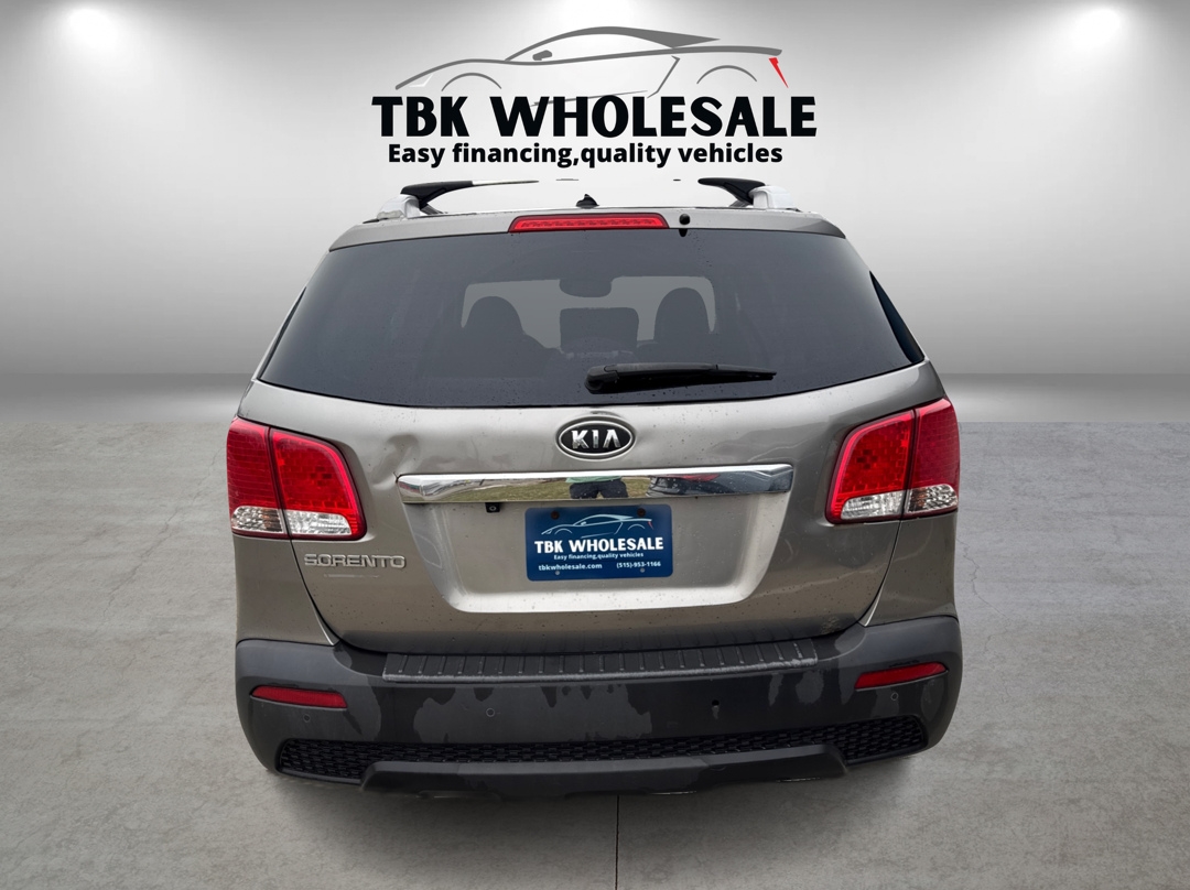 Kia Sorento LX 2WD 2012