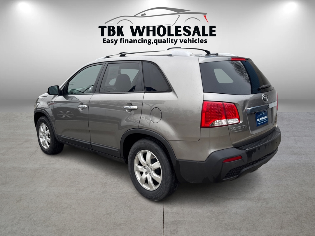 Kia Sorento LX 2WD 2012