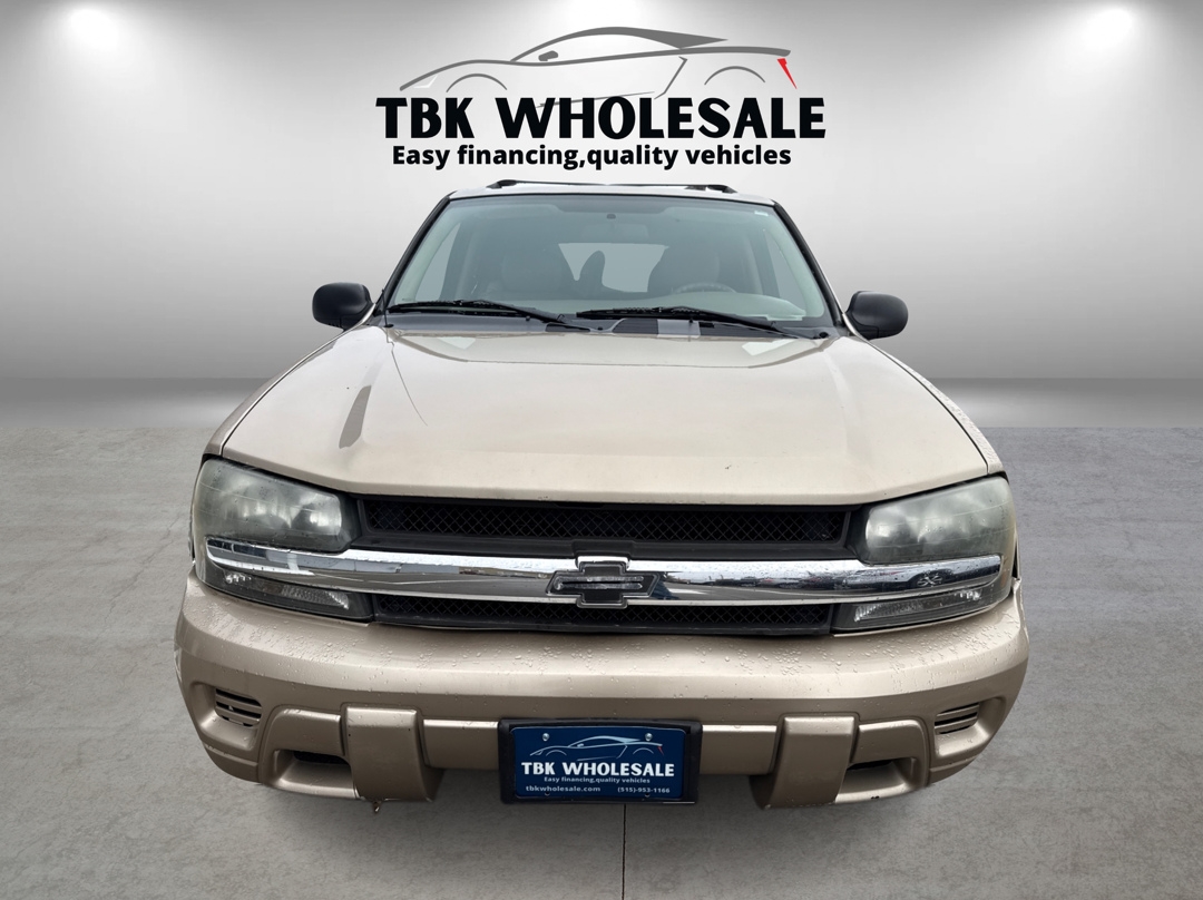 Chevrolet TrailBlazer LS 2WD 2004