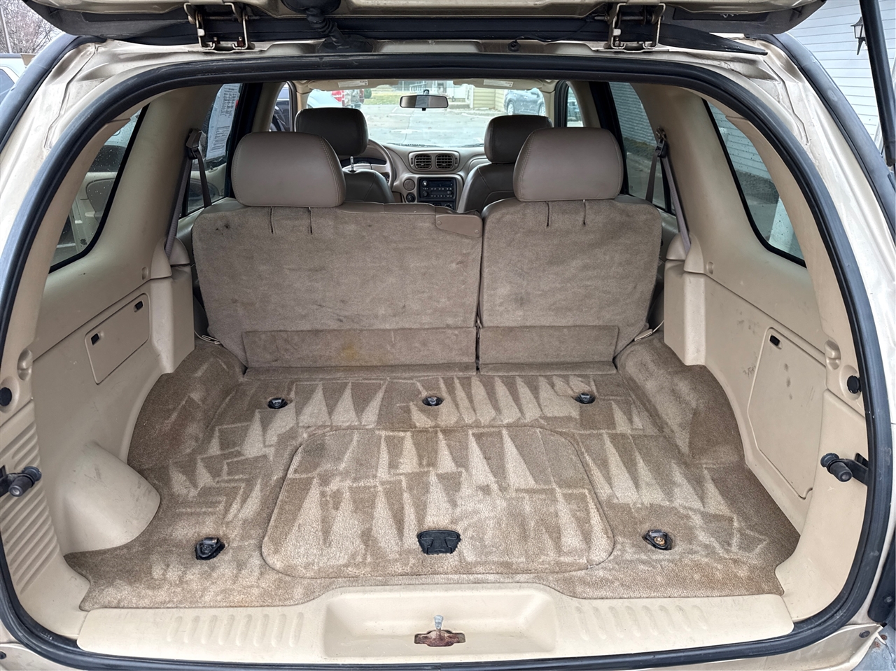 Chevrolet TrailBlazer LS 2WD 2004