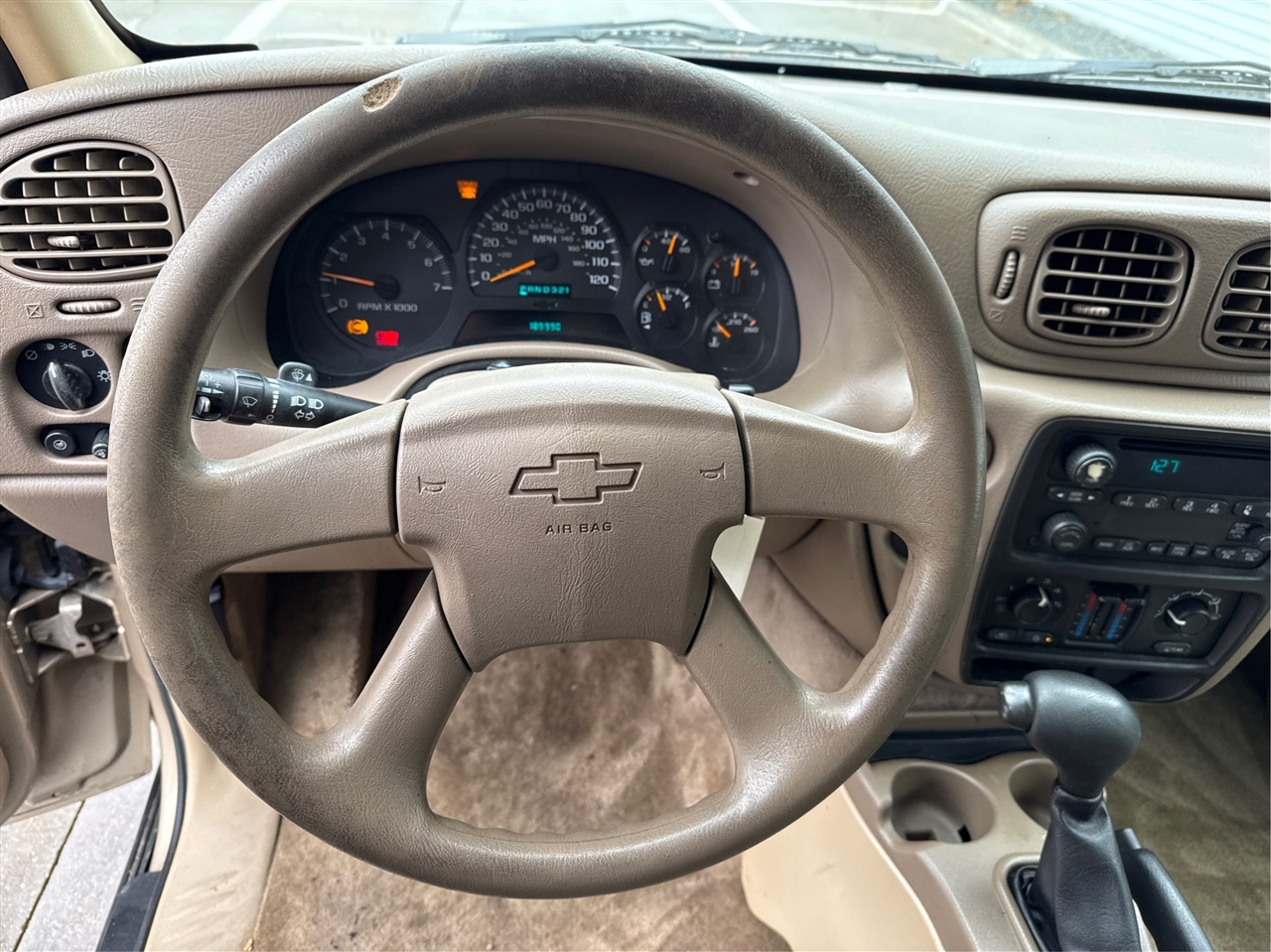 Chevrolet TrailBlazer LS 2WD 2004