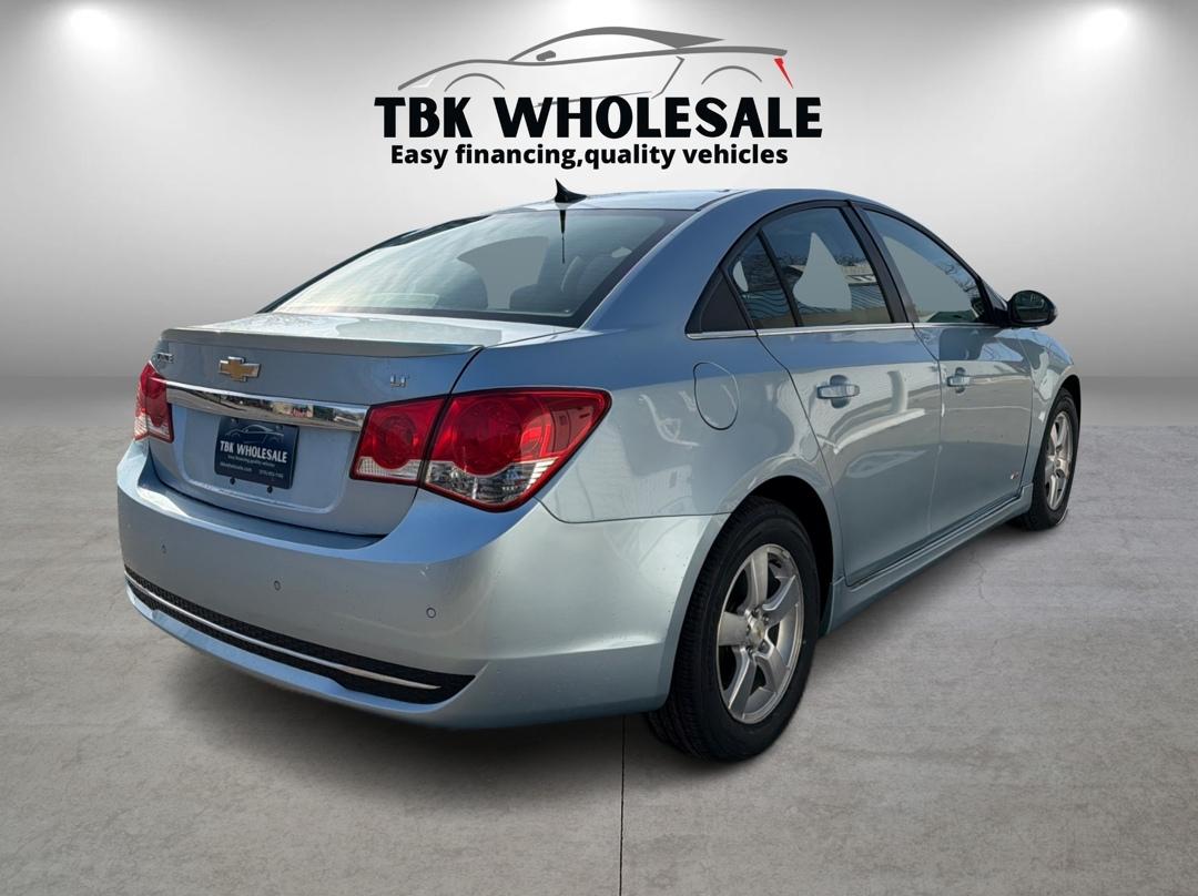 Chevrolet Cruze 1LT 2011