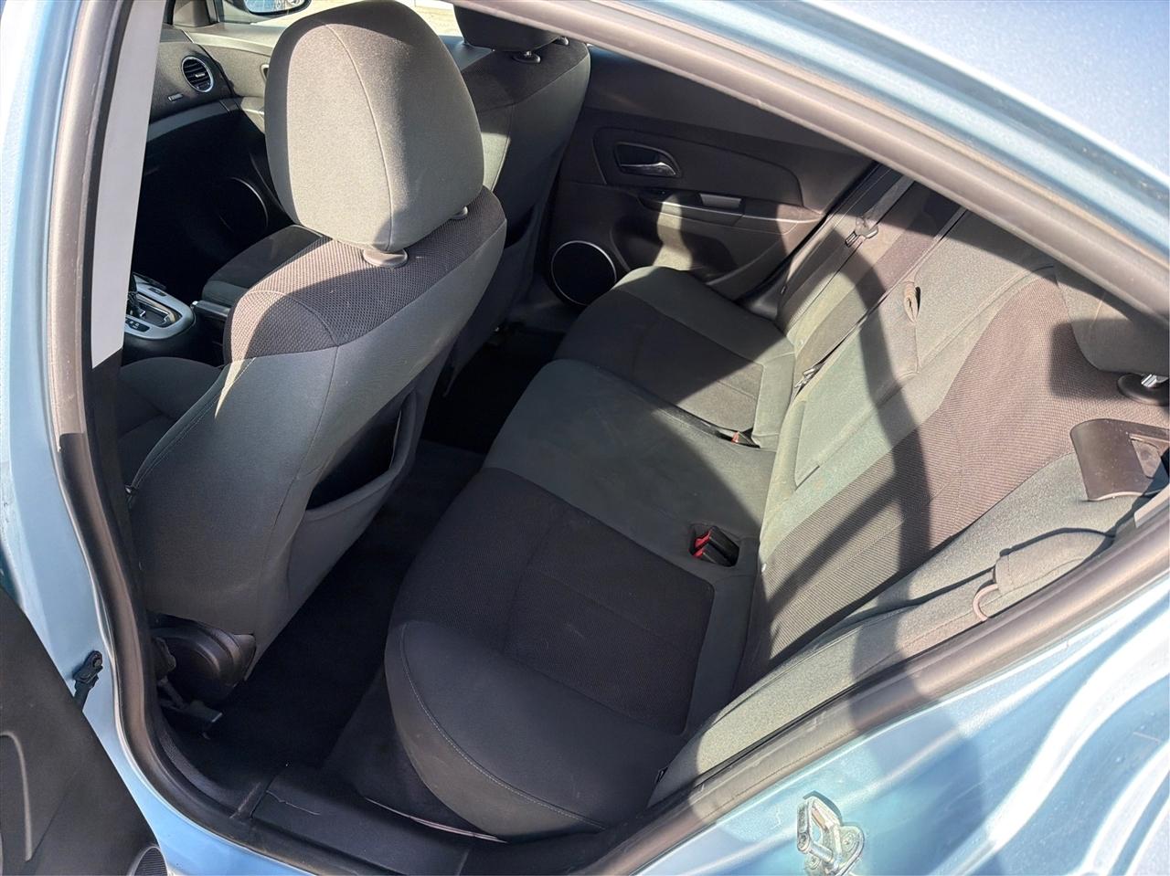 Chevrolet Cruze 1LT 2011