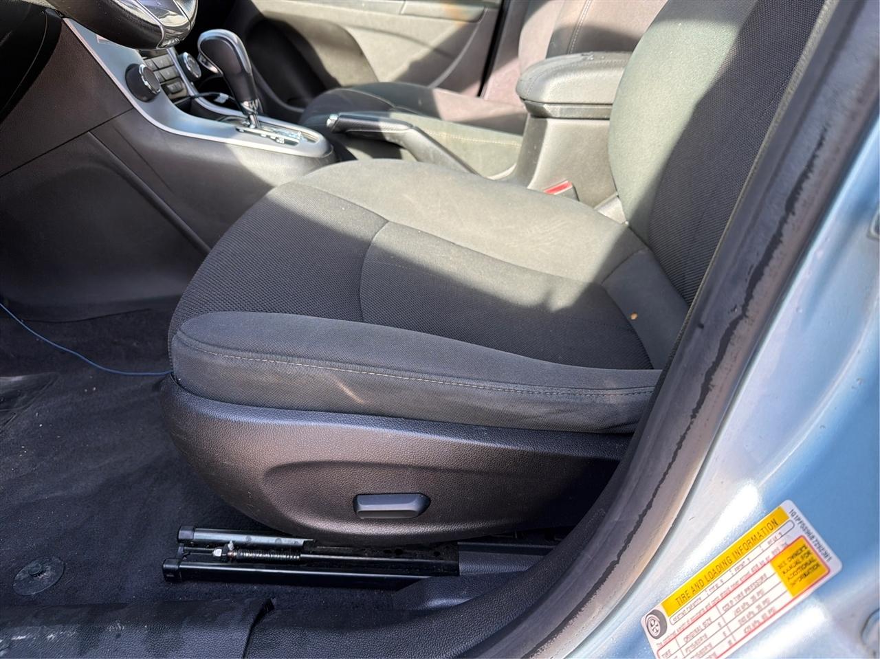 Chevrolet Cruze 1LT 2011