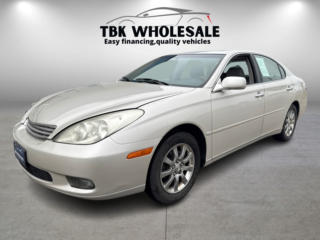 2002 Lexus ES 300's photo